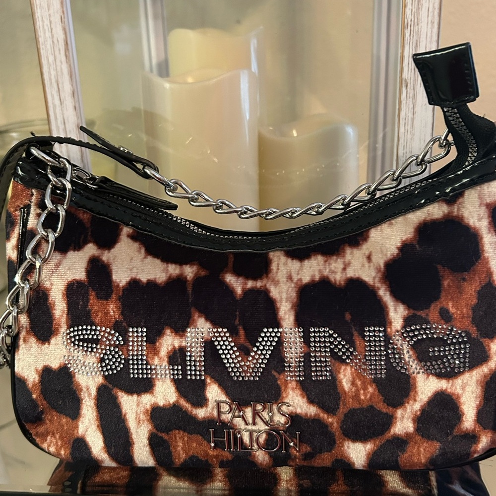 Paris Hilton Sliving shoulder bag